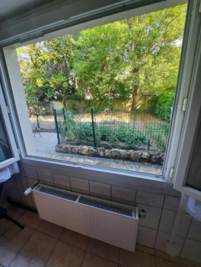 Studio jardin entier